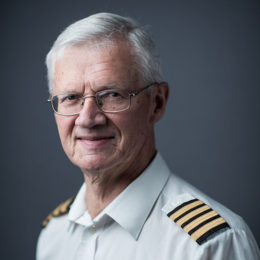 Pilot / Instructor - Captain Simon Wheeler